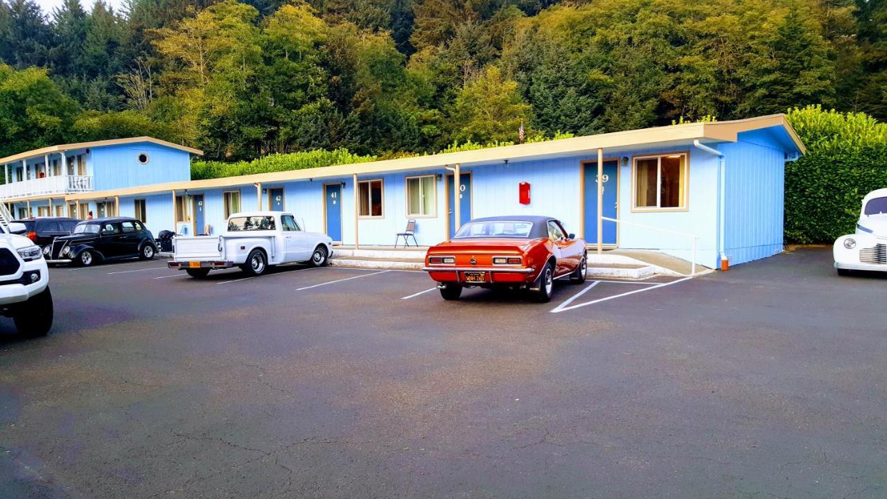 Winchester Bay Inn Reedsport Exterior photo